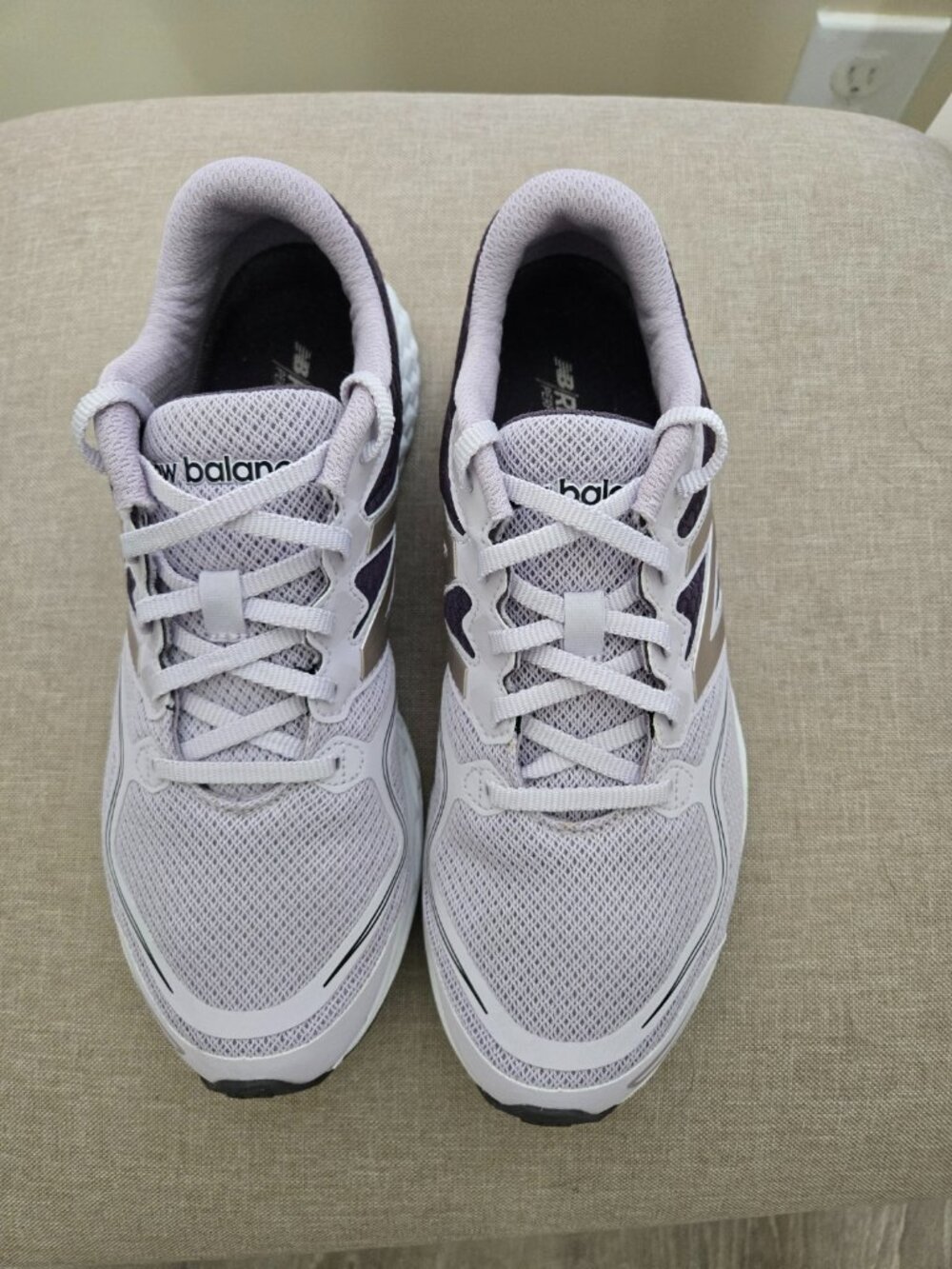 New Balance Women's Fresh Foam Veniz v1 Running Shoe Sz.9